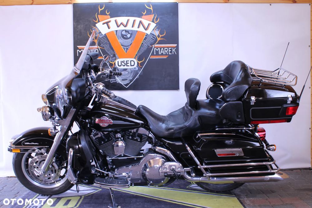 Harley-Davidson FLHTCU Ultra - 23