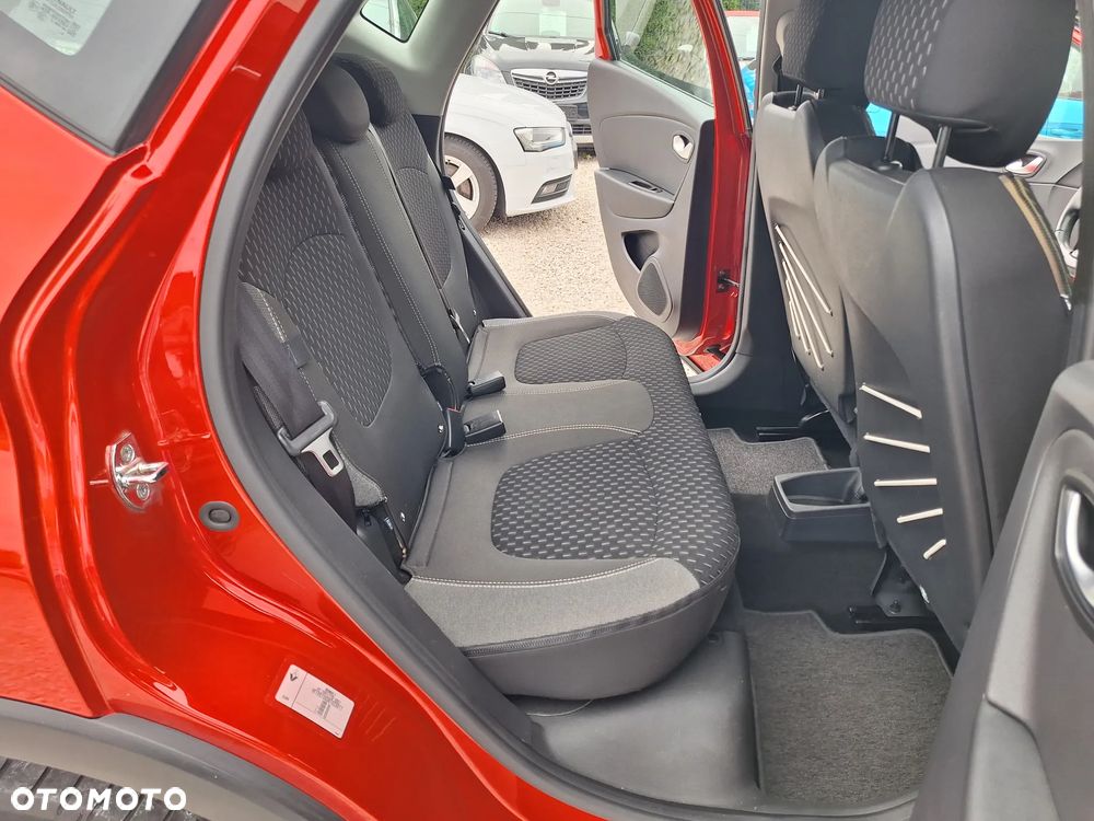 Renault Captur (ENERGY) TCe 90 BOSE EDITION - 25