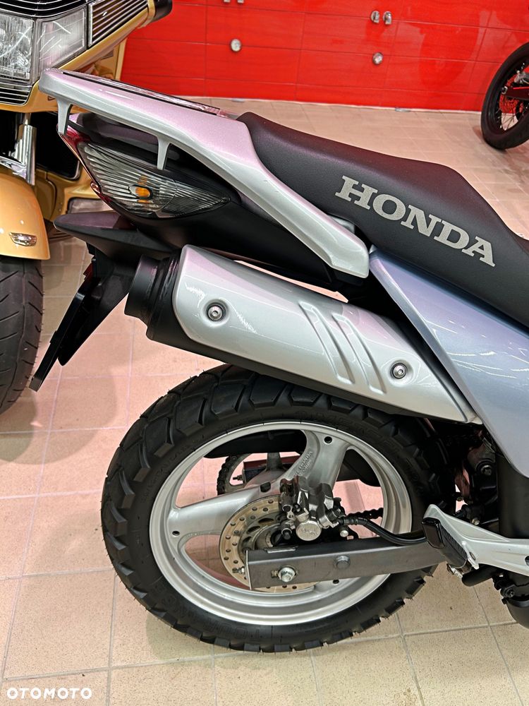 Honda Varadero - 26