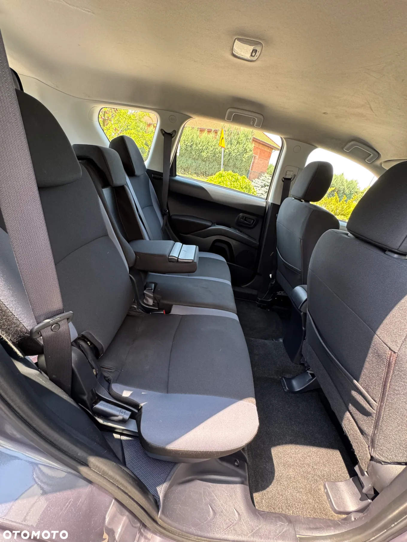 Mitsubishi Outlander 2.4 4WD Inform - 9