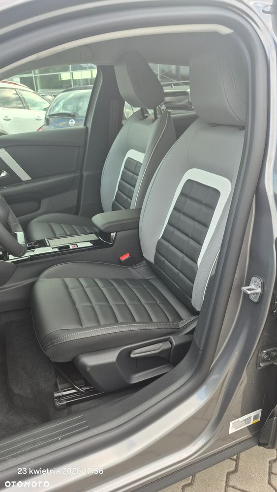 Citroën C4X 1.2 mHEV Max eDCT6 - 12
