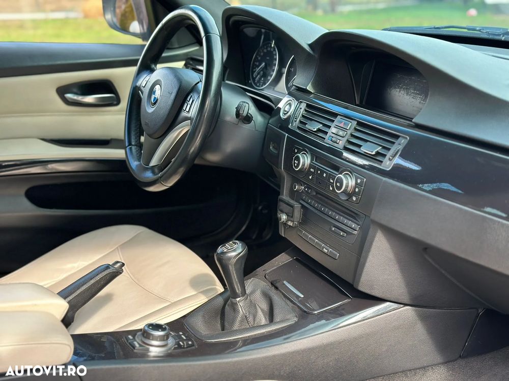 BMW Seria 3 316d - 15