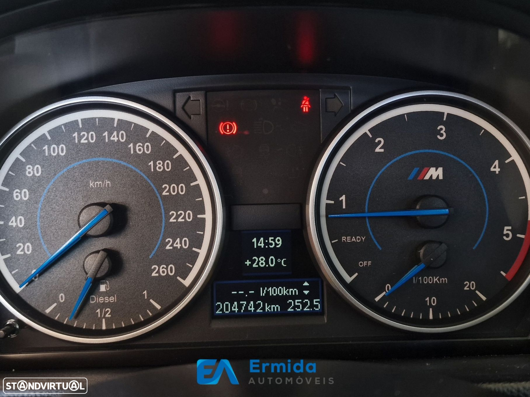 BMW 320 d Touring LifeStyle Auto - 41