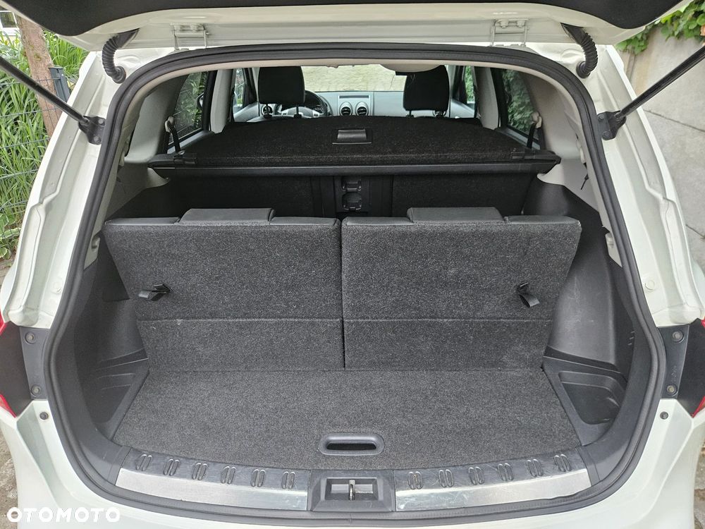 Nissan Qashqai+2 2.0 dCi 4x4 Tekna Premium - 36
