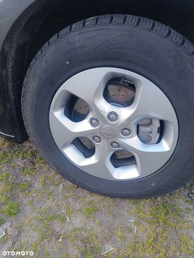 Chrysler Pacifica - 12