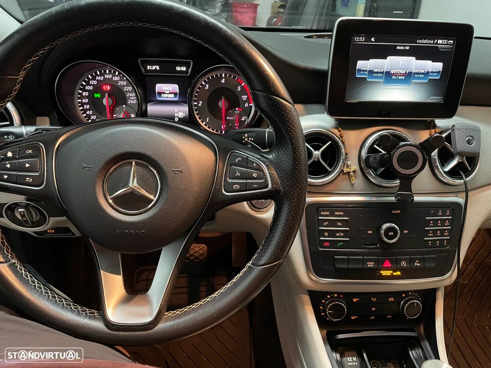 Mercedes-Benz CLA 220 d Shooting Brake Aut. - 11