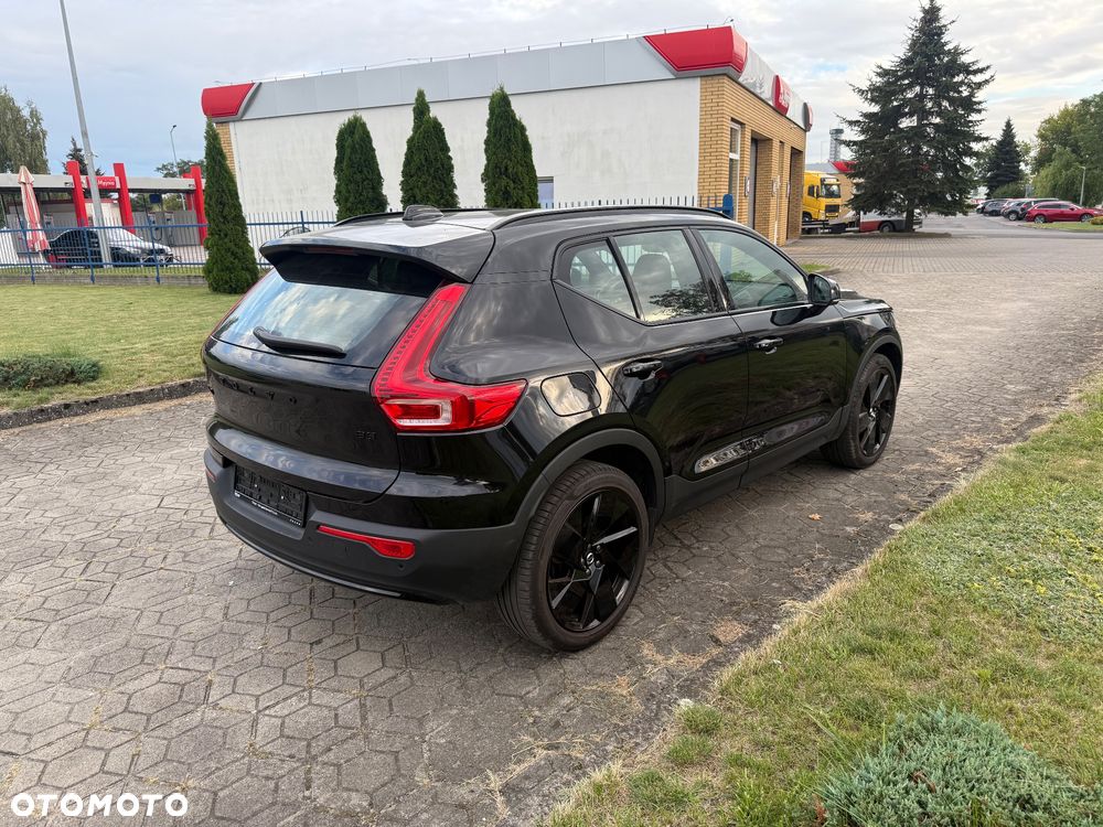 Volvo XC 40 - 4