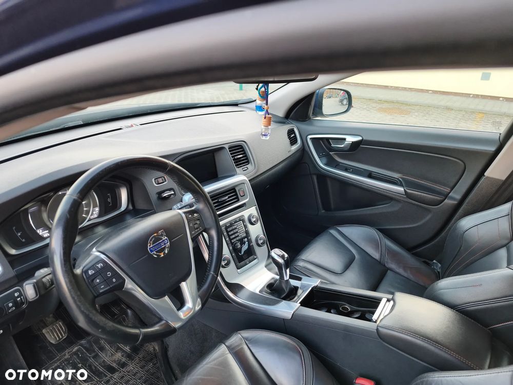 Volvo V60 D2 Drive-E Ocean Race - 20