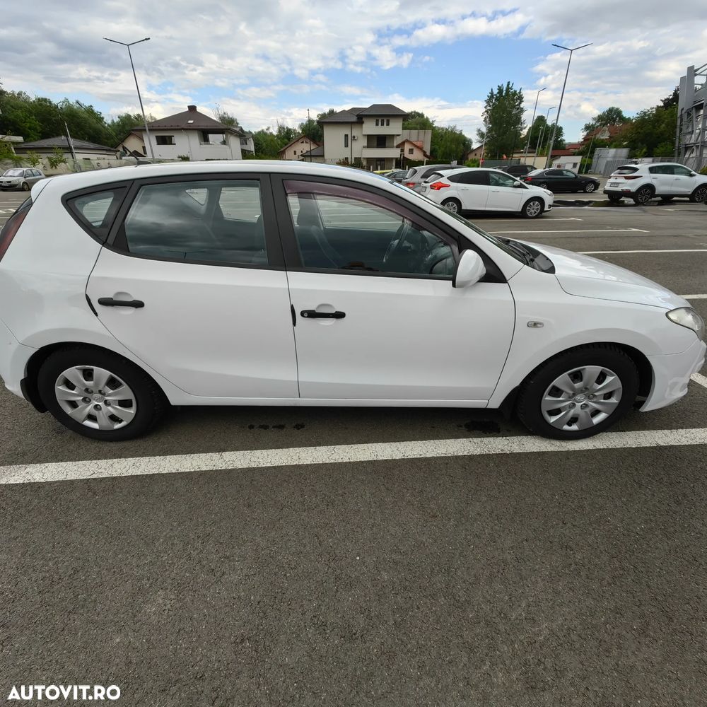 Hyundai i30 1.4 DOHC GL Classic - 13
