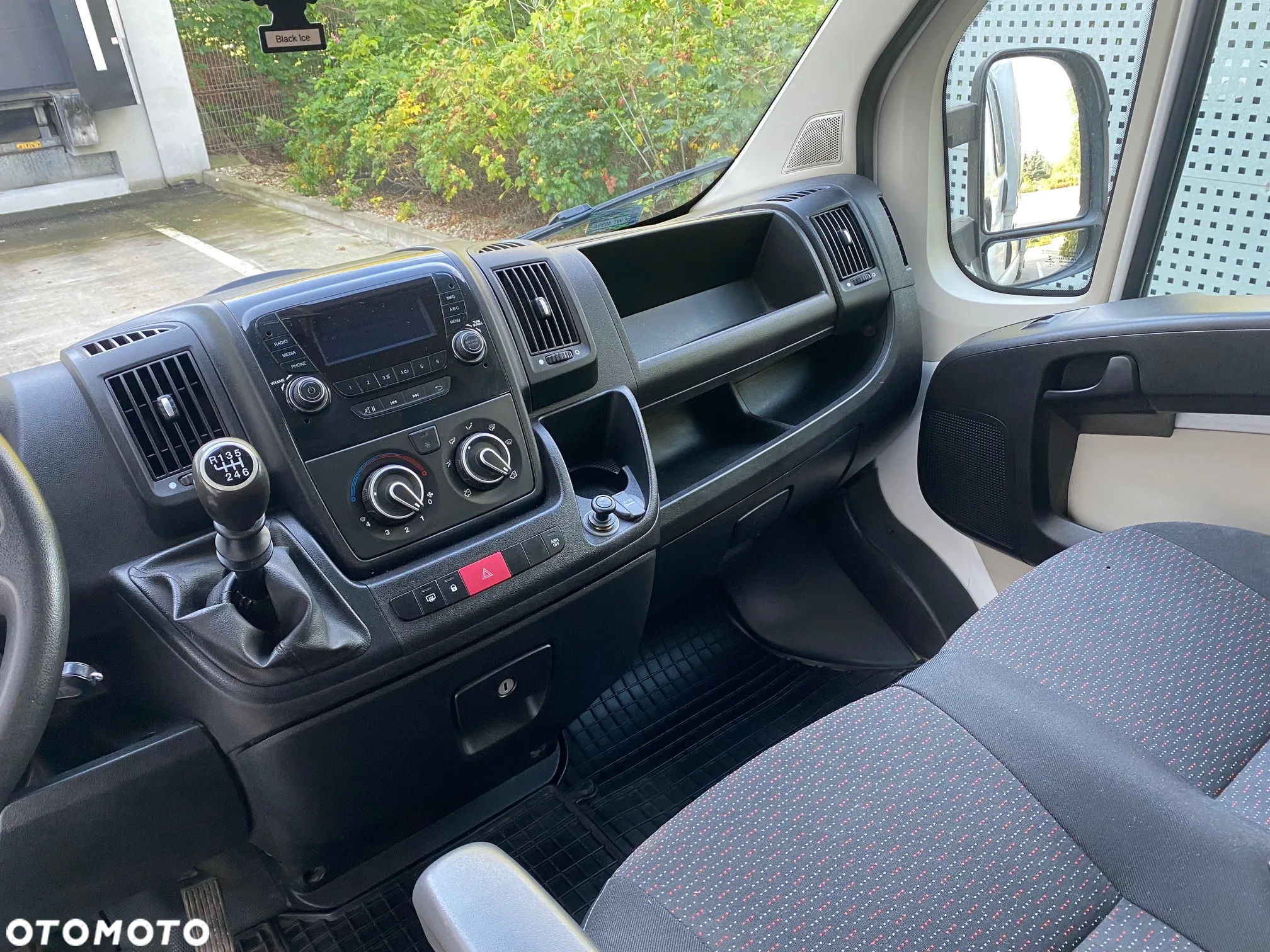 Peugeot BOXER - 12
