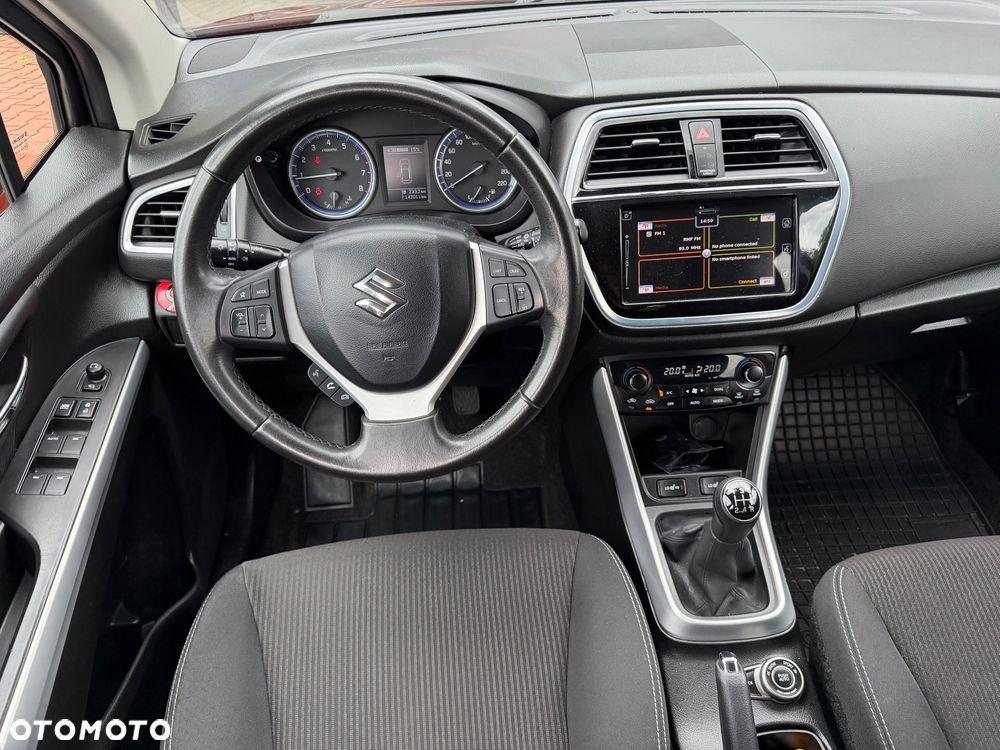 Suzuki SX4 S-Cross 1.0 T Premium 4WD - 19