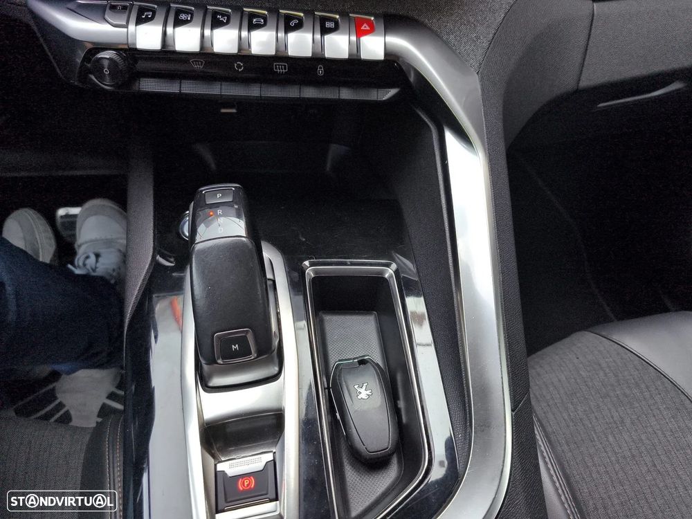 Peugeot 5008 1.5 BlueHDi GT Line EAT8 - 19