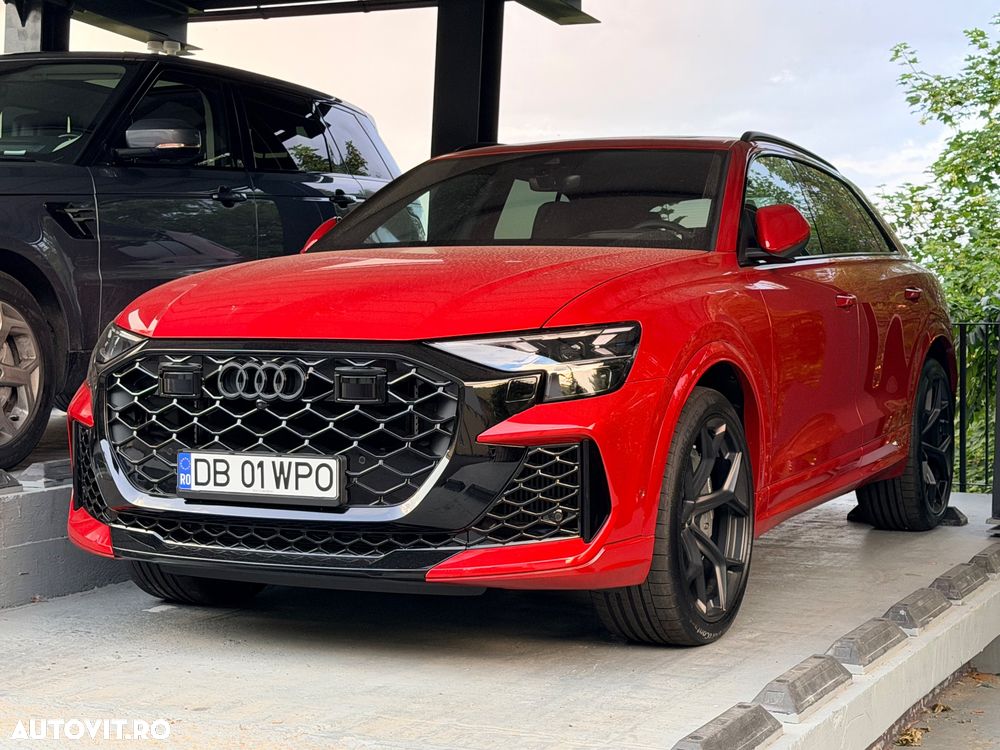 Audi RS Q8 - 1