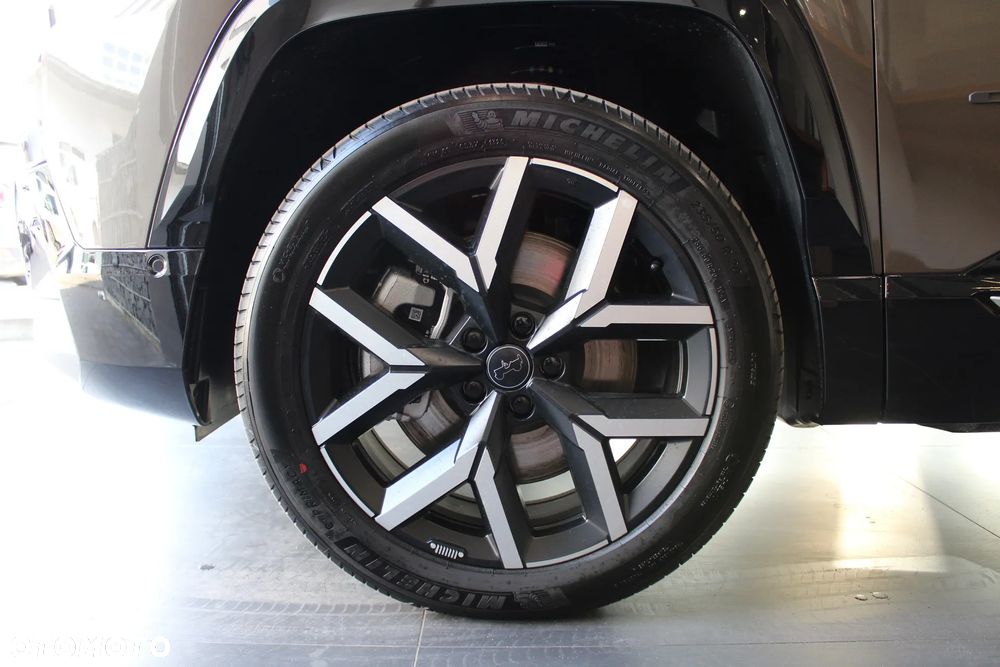 Jeep Compass 73.7kWh First Edition FWD - 10