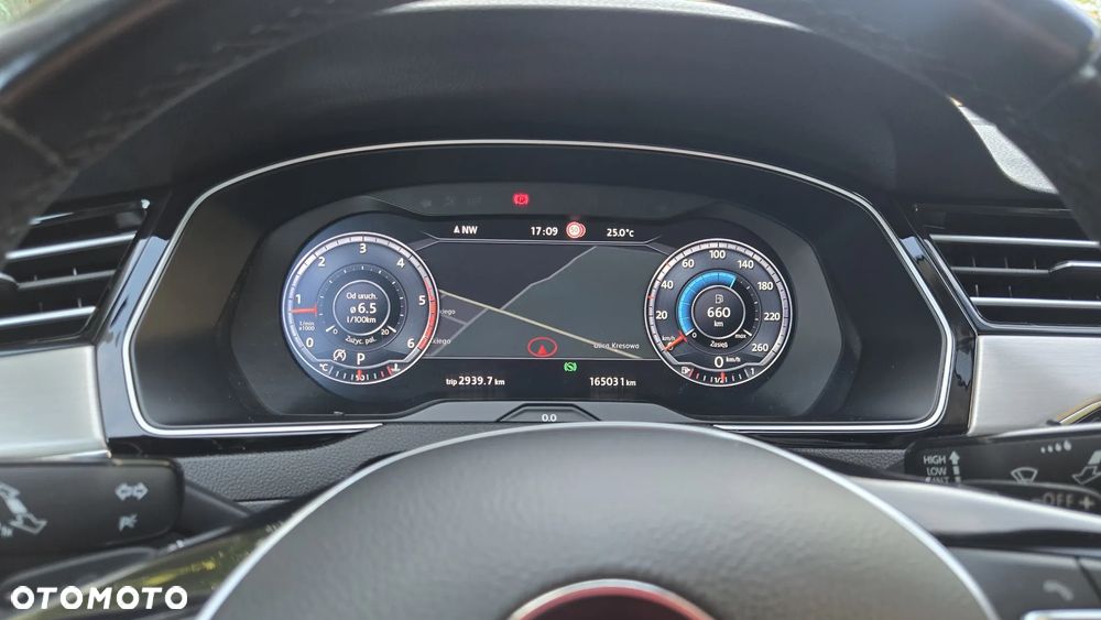 Volkswagen Passat 2.0 TDI BMT Highline DSG - 16