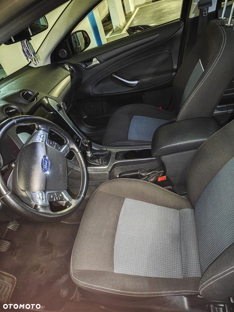 Ford Mondeo 2.0 TDCi Black Magic - 5