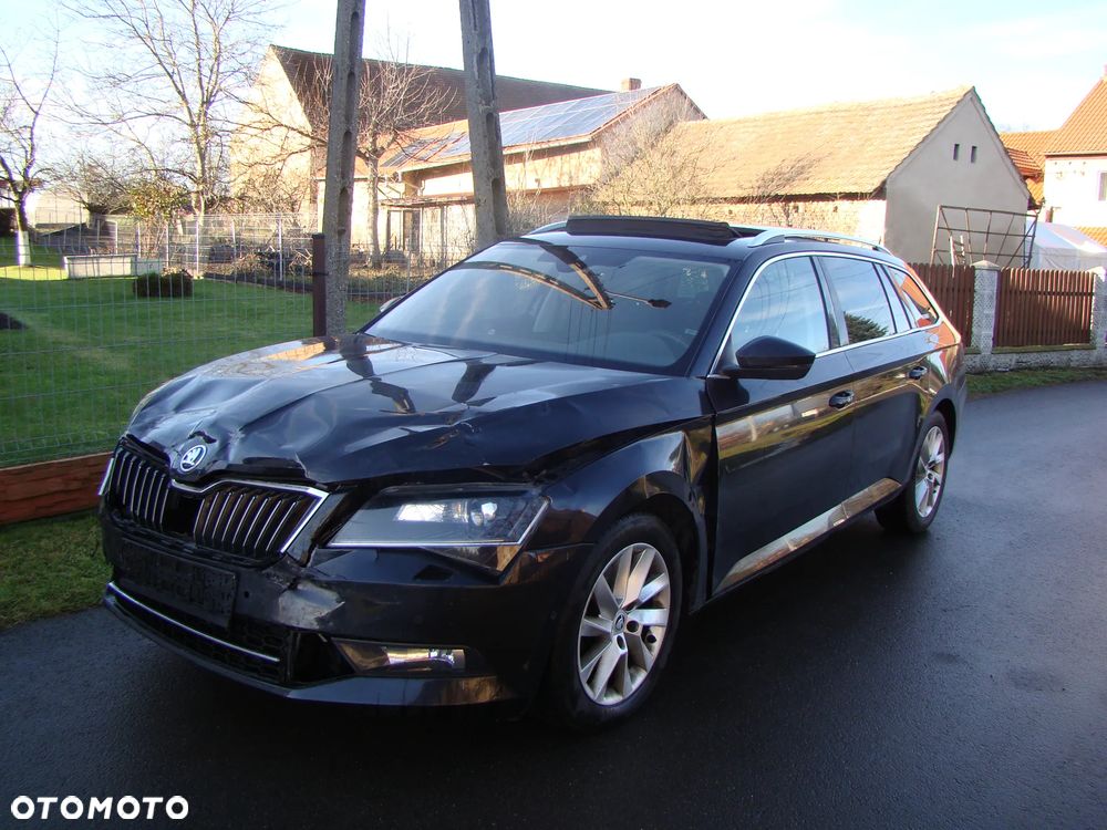 Skoda Superb 1.6 TDI DSG Ambition - 10