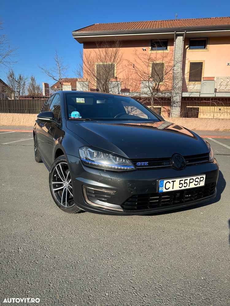 Volkswagen Golf 1.4 GTE Plug-In-Hybrid DSG - 1