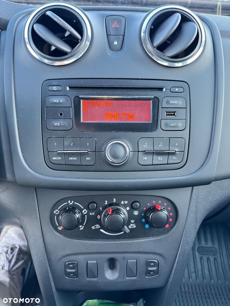 Dacia Sandero - 3