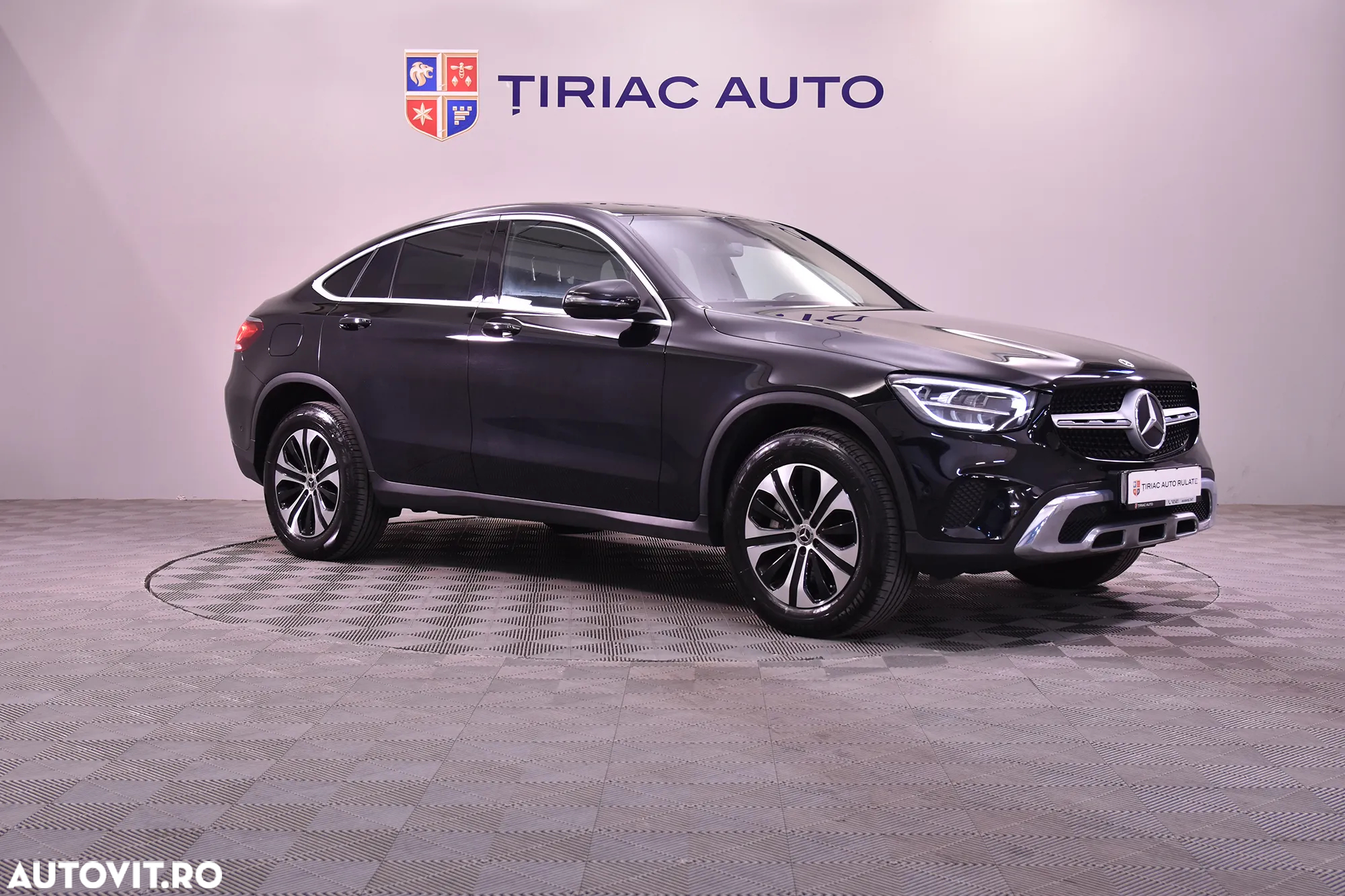 Mercedes-Benz GLC Coupe 300 e 4MATIC - 7
