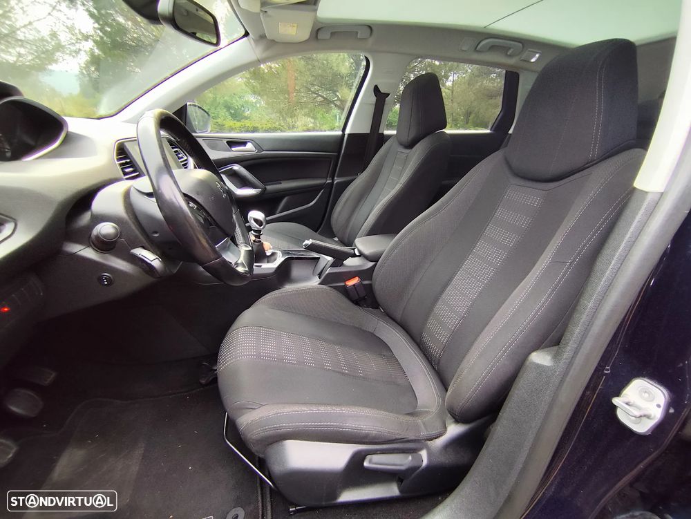 Peugeot 308 SW BlueHDi 120 Stop & Start Style - 26