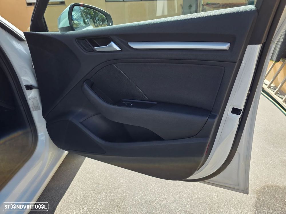 Audi A3 Sportback 1.6 TDI - 15