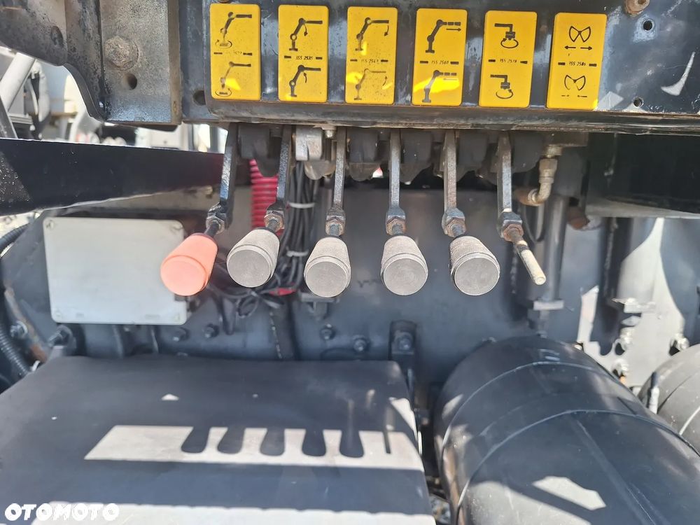 Scania P340 6X4 BORDMATIC / HDS HIAB 122/ Import Francja - 9