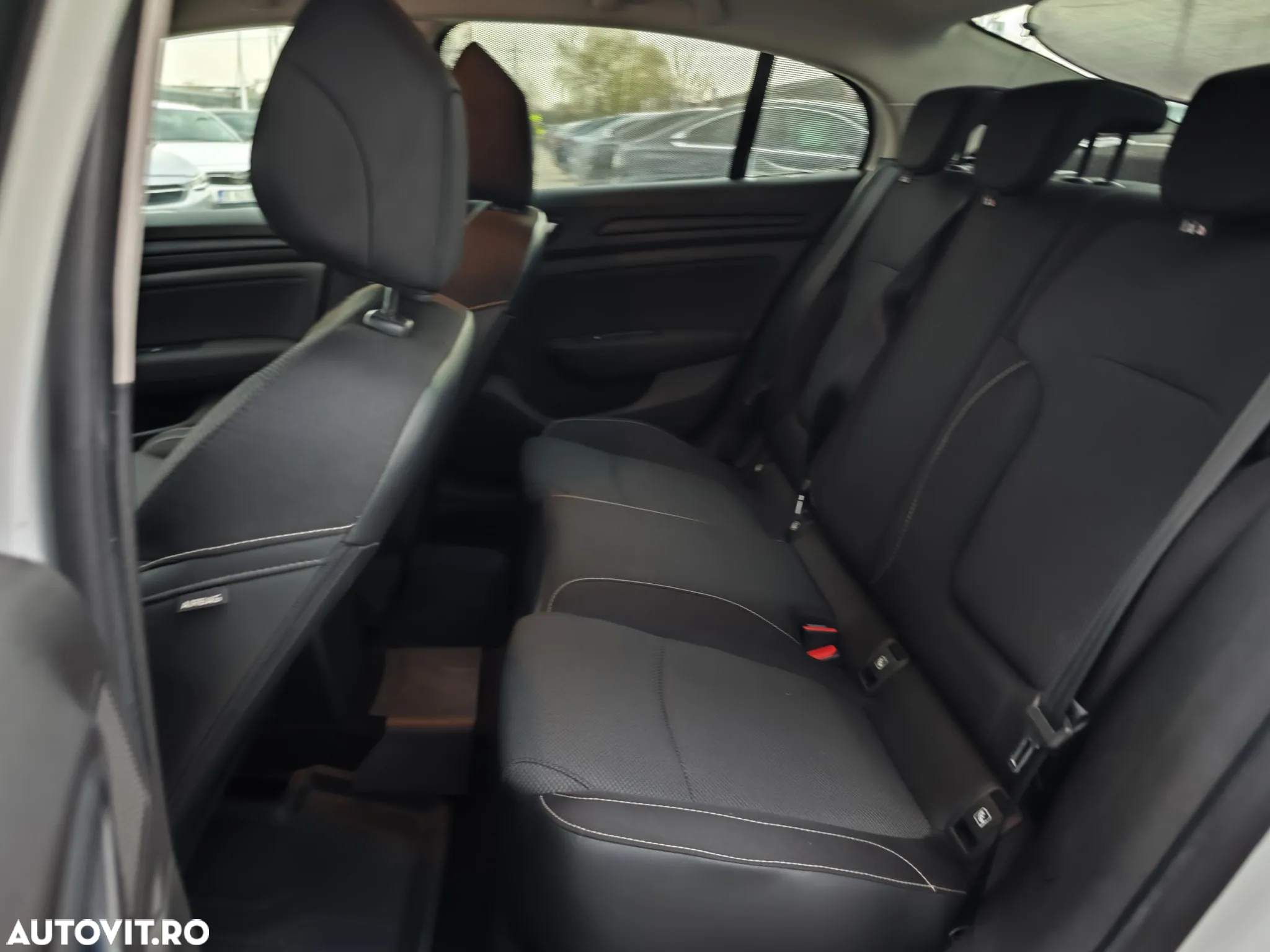 Renault Megane - 24
