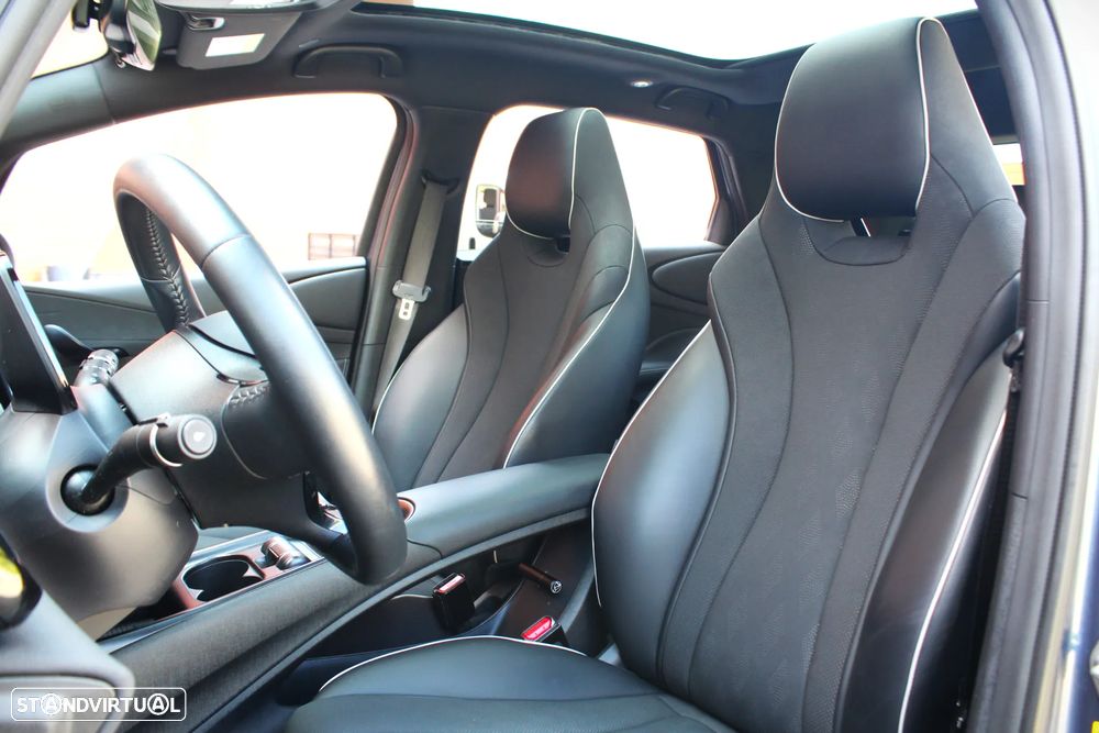 BYD Dolphin 60.4 kWh Design - 54