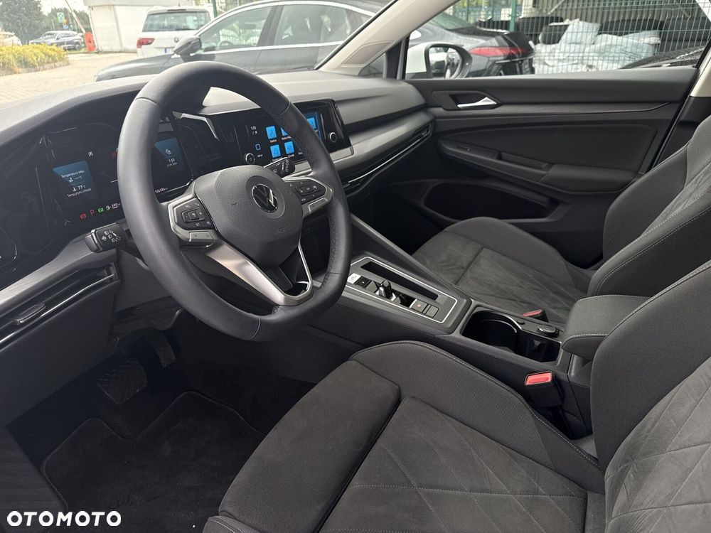 Volkswagen Golf 1.5 eTSI EVO Style DSG - 12