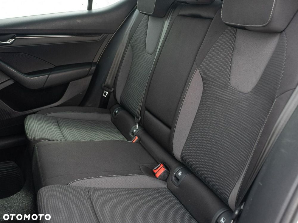 Skoda Octavia 2.0 TDI Ambition - 24