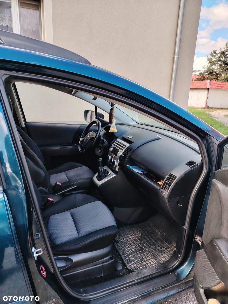 Mazda 5 - 4