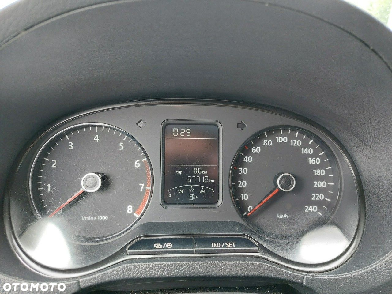 Volkswagen Polo - 18
