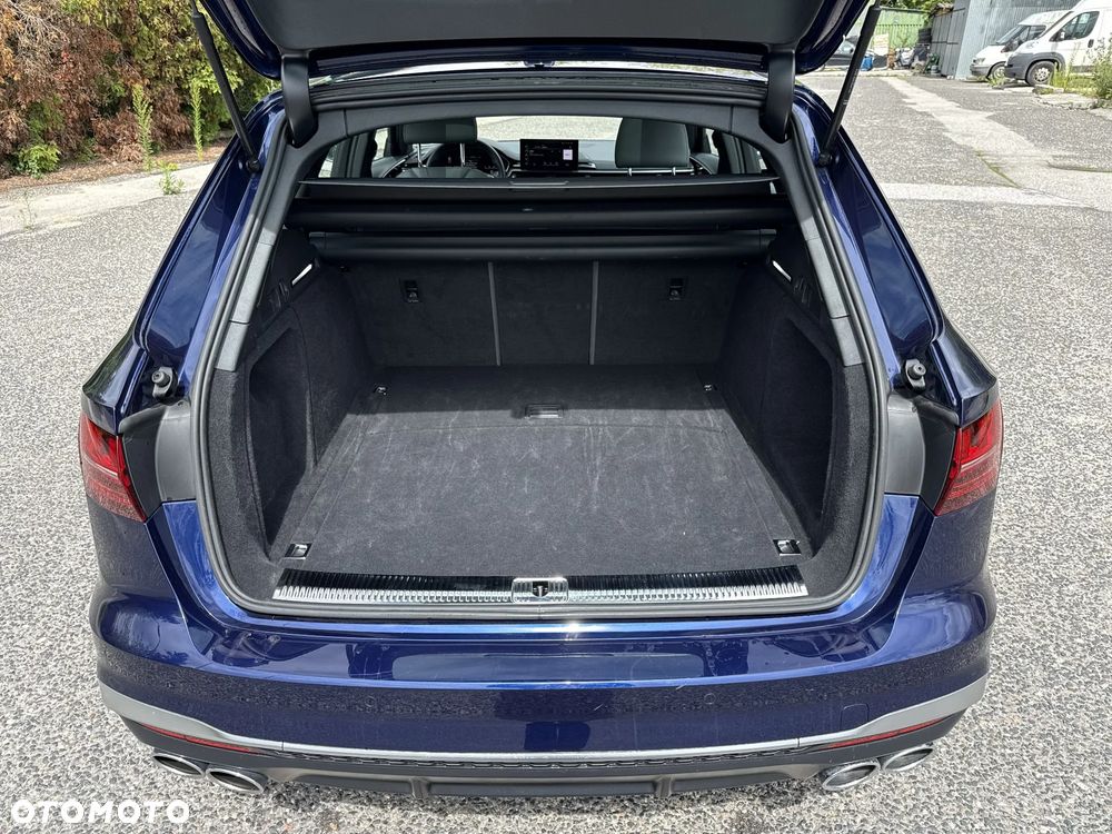 Audi S4 Avant - 18