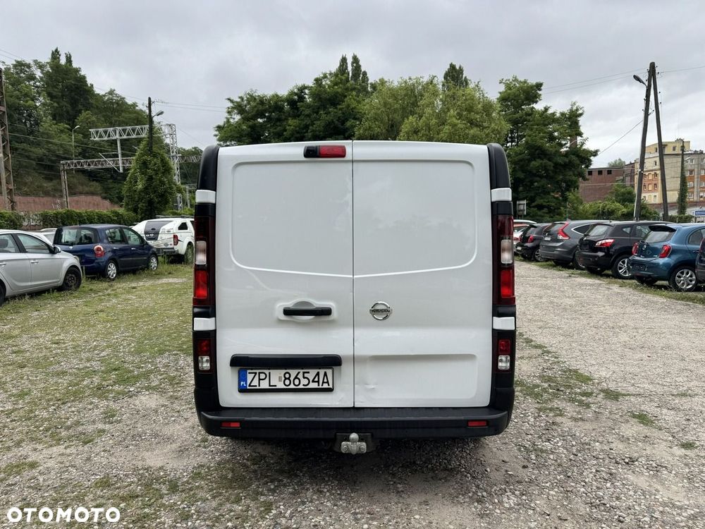 Nissan NV300 - 9
