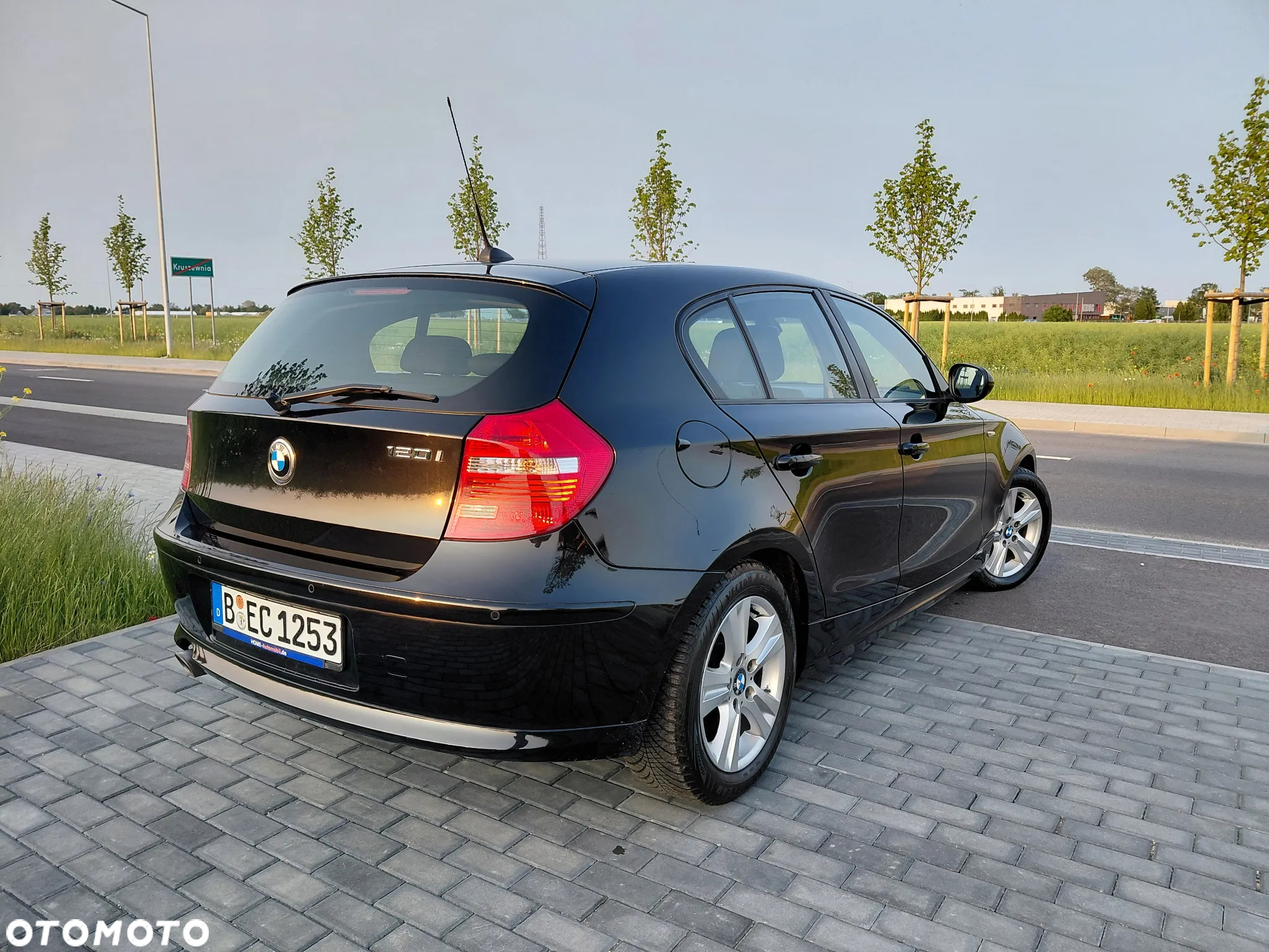 BMW Seria 1 120i - 3
