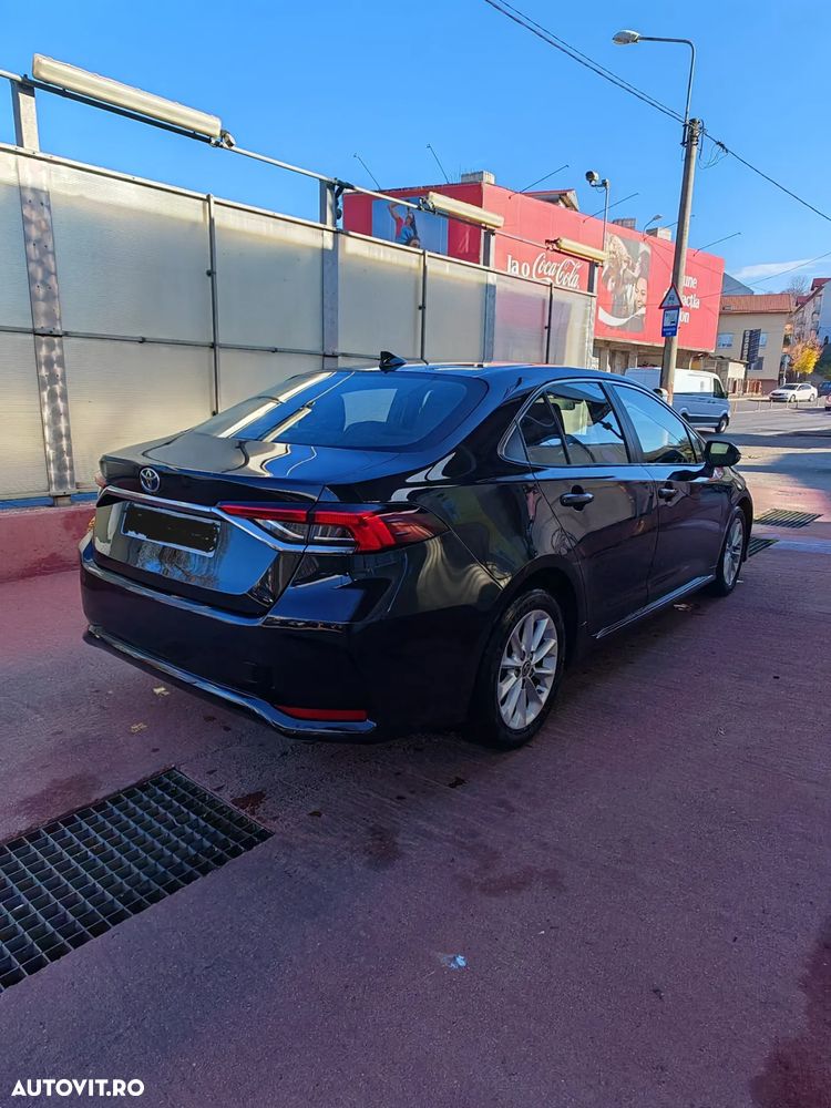 Toyota Corolla 1.8 HSD Eco - 12