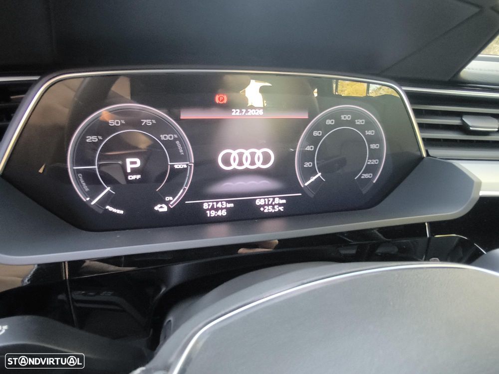 Audi e-tron 55 quattro S line - 19