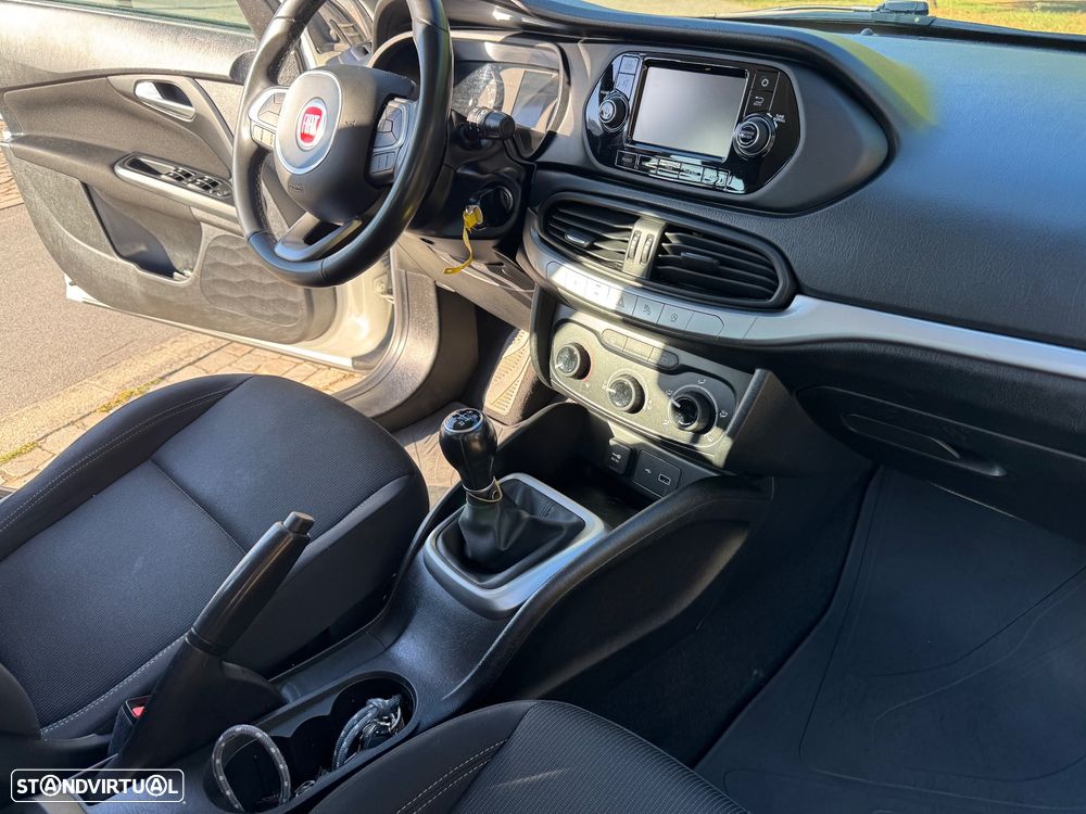 Fiat Tipo 1.3 M-Jet Lounge J17 - 6