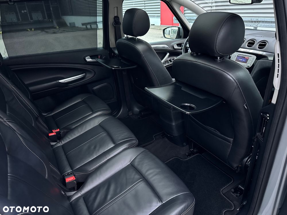 Ford S-Max - 29