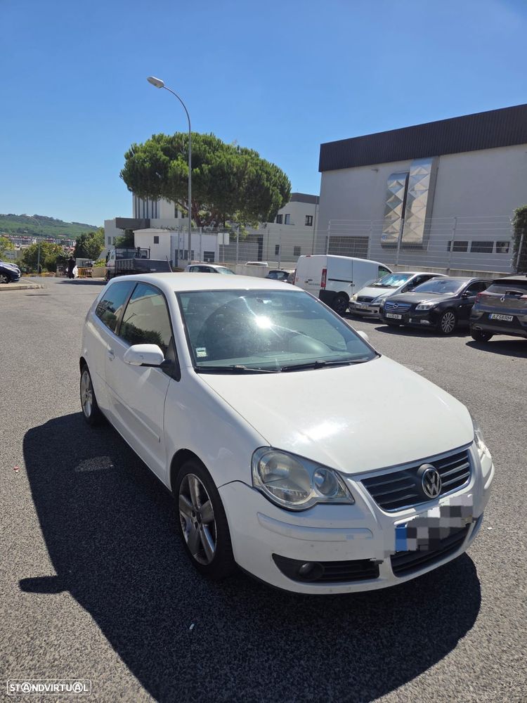 VW Polo - 2