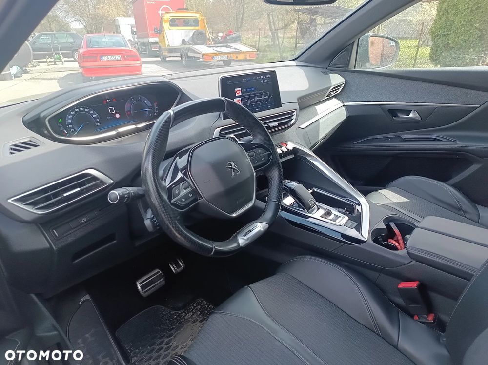 Peugeot 5008 BlueHDi 130 EAT8 GT - 10