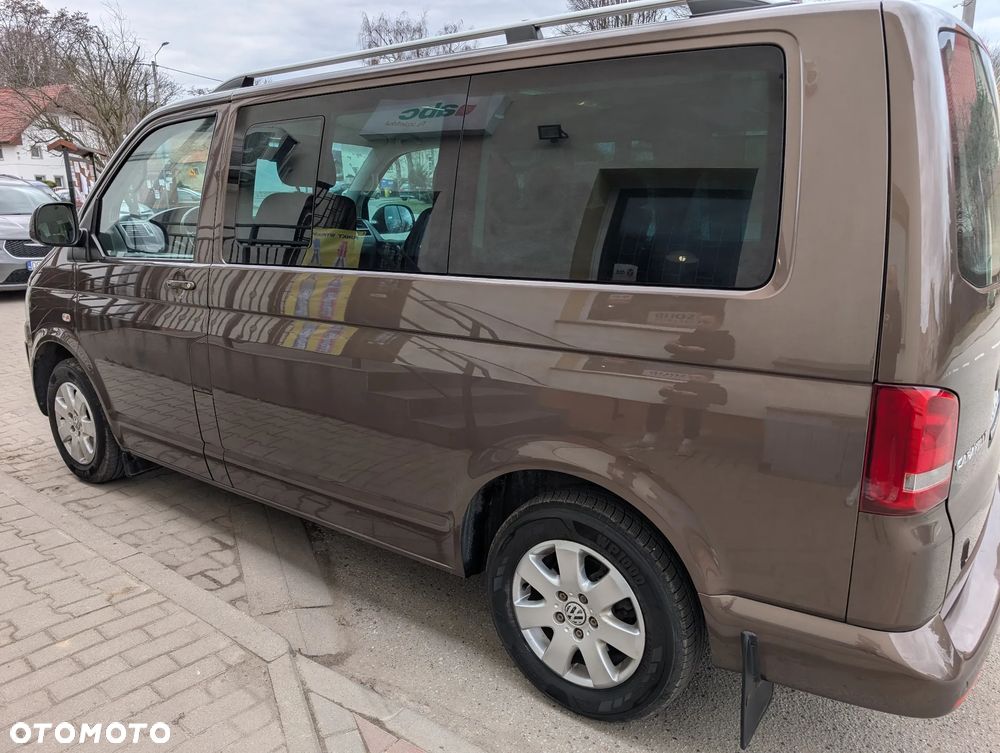 Volkswagen Caravelle - 18