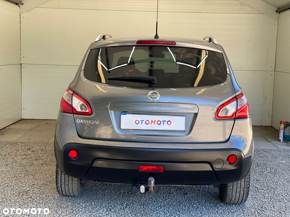 Nissan Qashqai 2.0 360 - 5