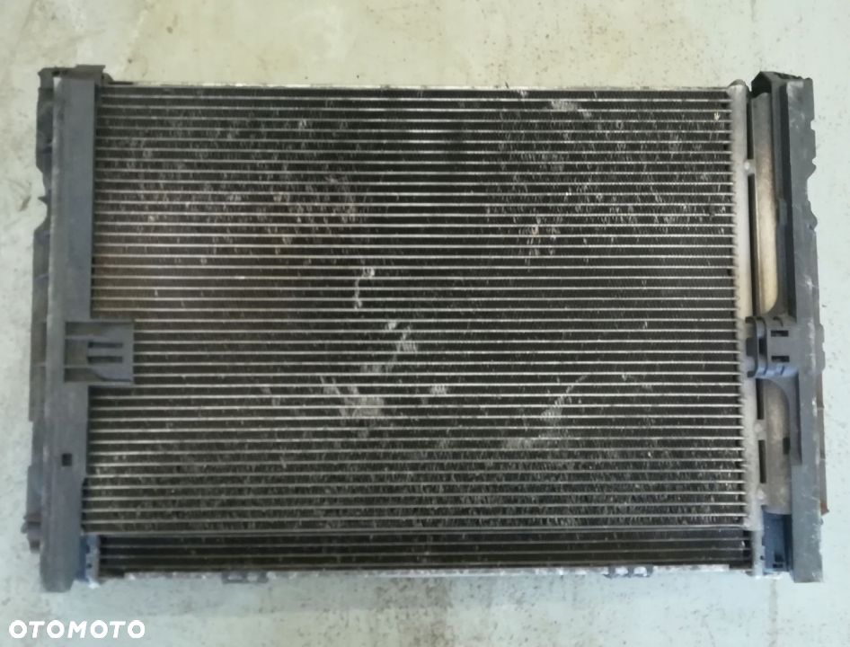 BMW E90 318I 2.0 BENZYNA CHŁODNICA WODY KLIMY - 2