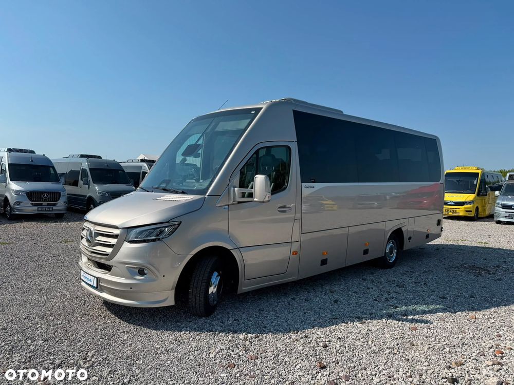 Mercedes-Benz Sprinter 519 - 11