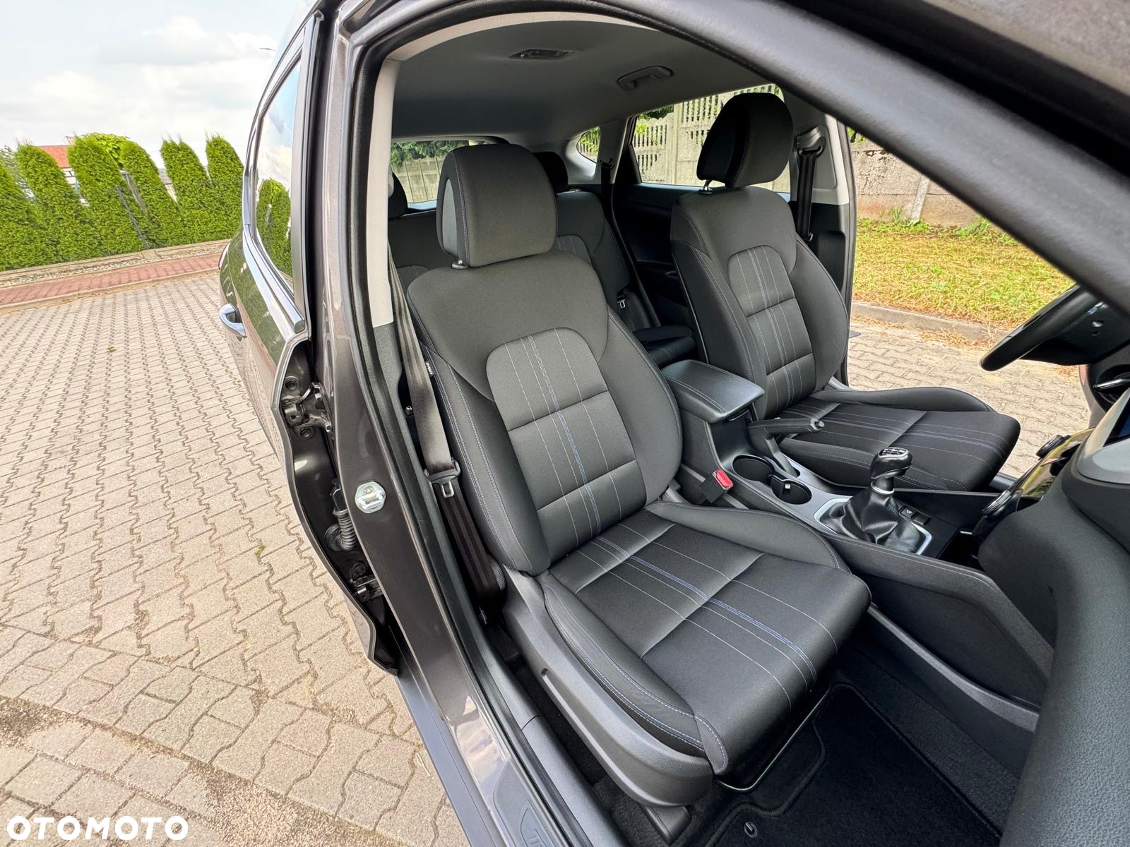 Hyundai Tucson 1.6 GDi Comfort 2WD - 16