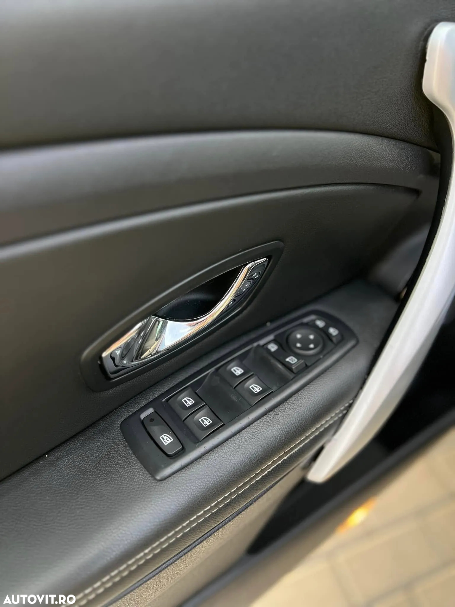 Renault Megane ENERGY dCi 130 BOSE EDITION - 23
