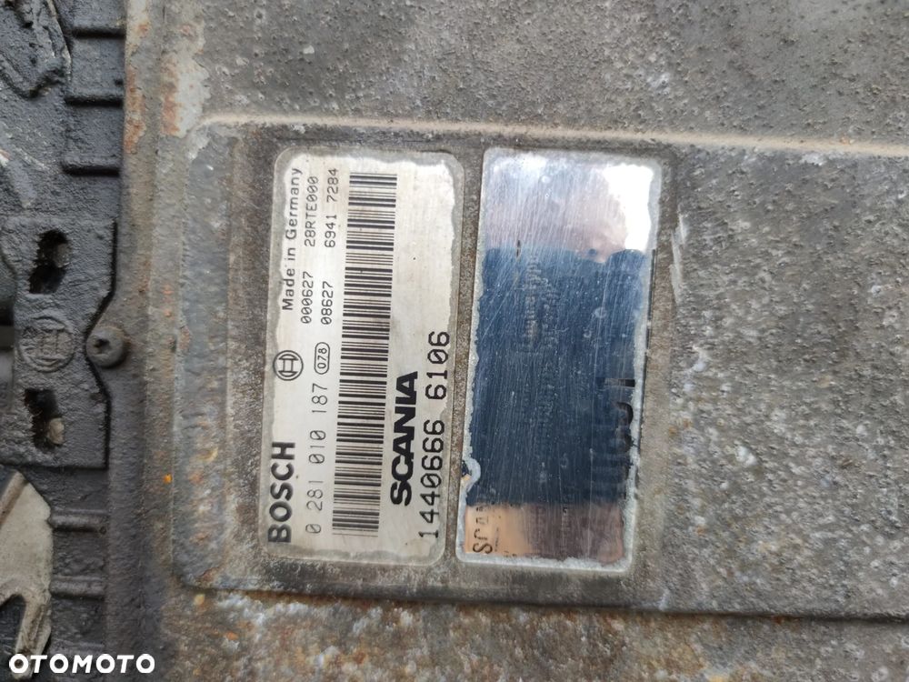 silnik SCANIA PDE 420 380 KOMPLETNY - 3