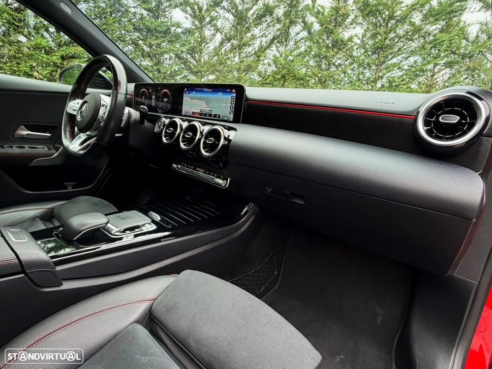 Mercedes-Benz A 180 d 7G-DCT AMG Line - 13